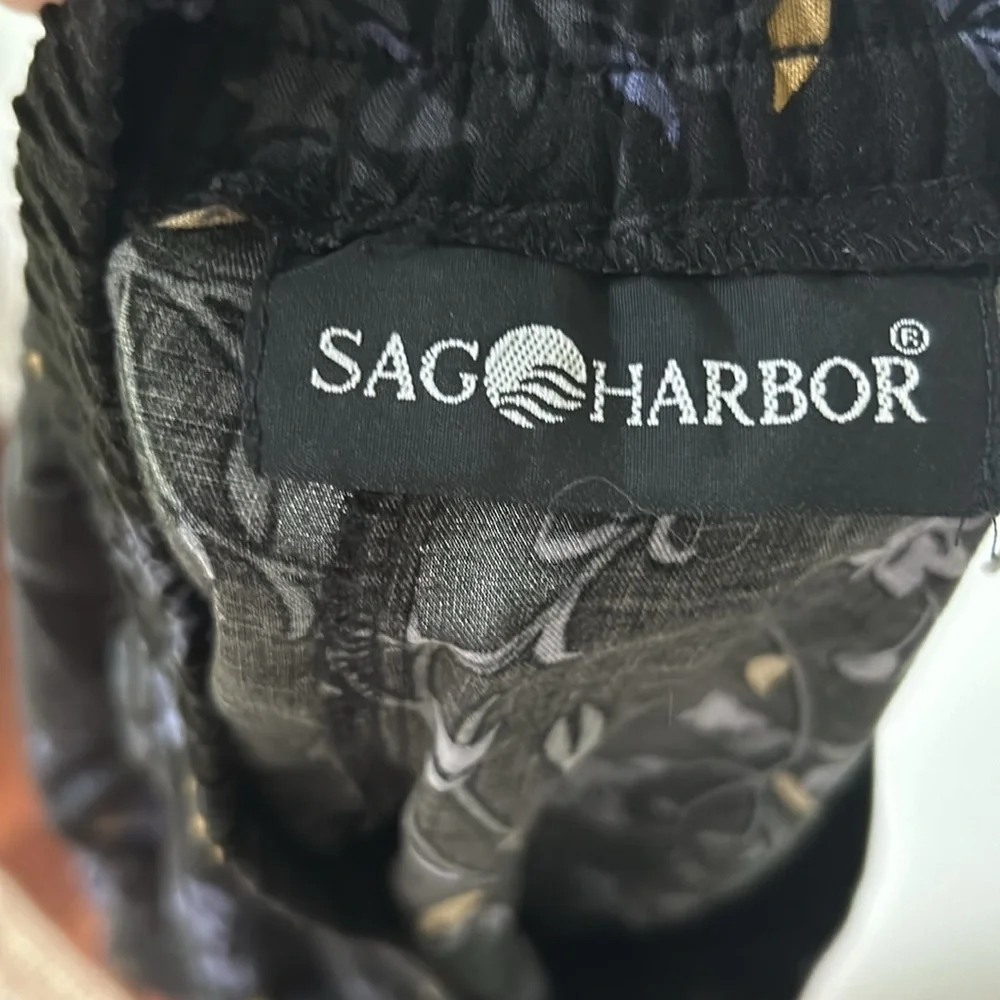 Sag Harbor Skirt - Picture 3 of 4